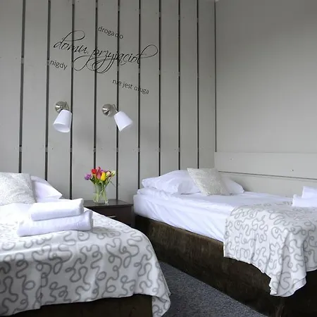 Hotel Otomin מלון אוטומין