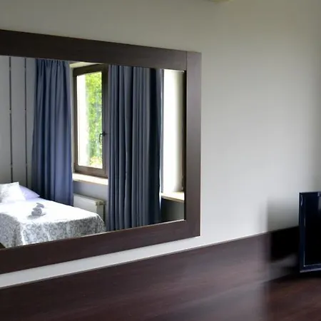 Hotel Otomin אוטומין