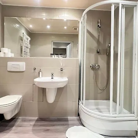 Hotel Otomin אוטומין