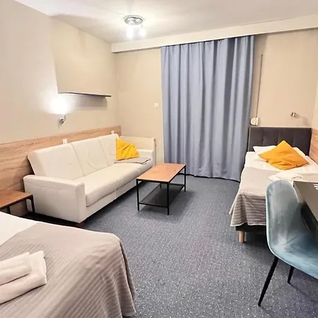 Hotel Otomin מלון