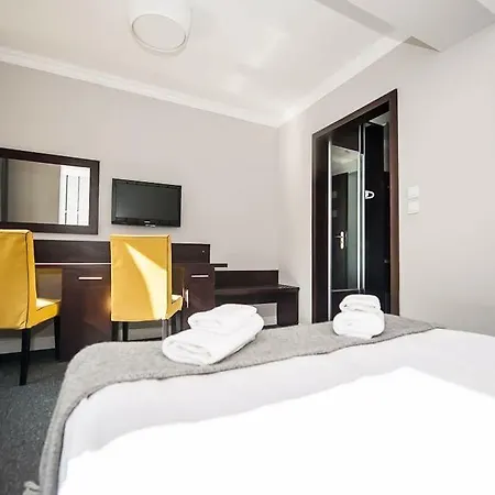 מלון Hotel Otomin
