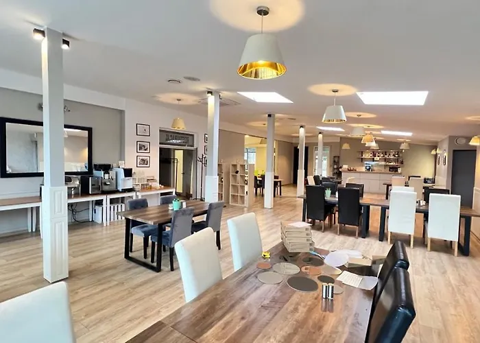 Szálloda Hotel Otomin