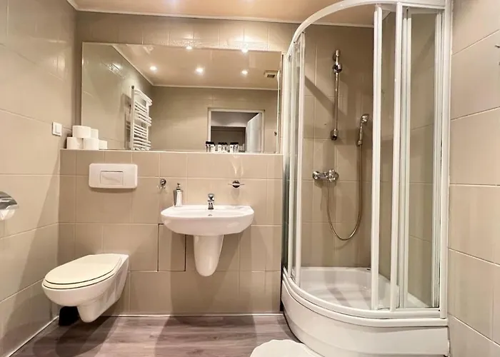 Hotell Hotel Otomin 2*